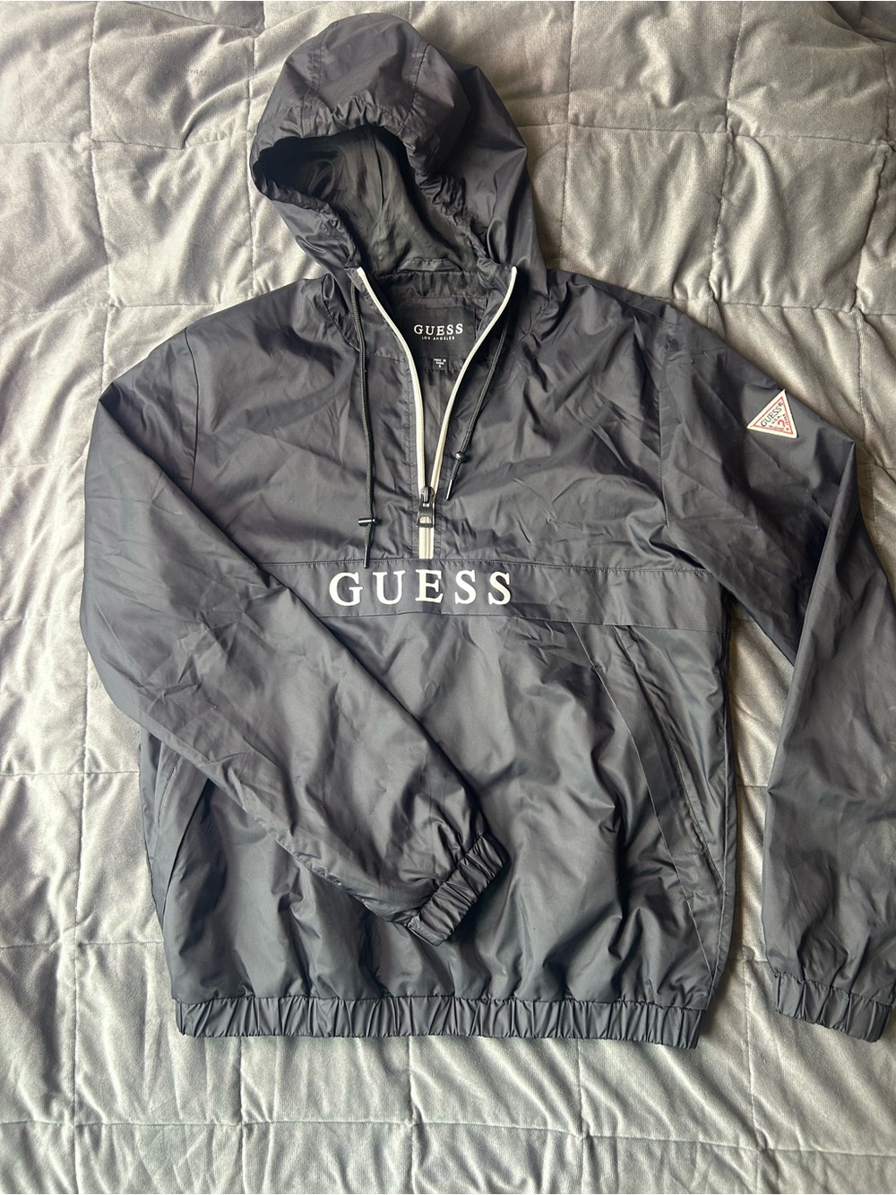 GUESS Black Hooded Pullover Windbreaker